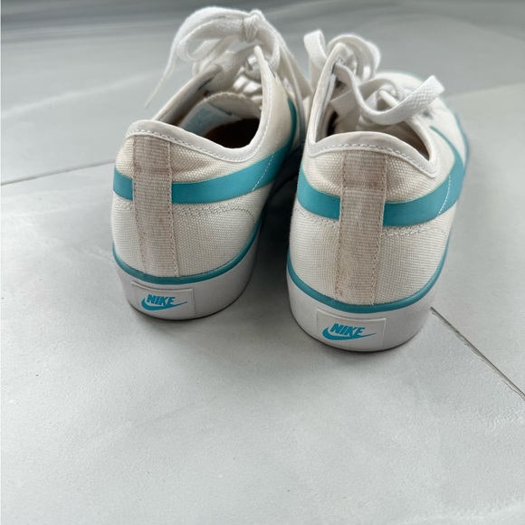 Nike sneakers - Picture 4 of 8